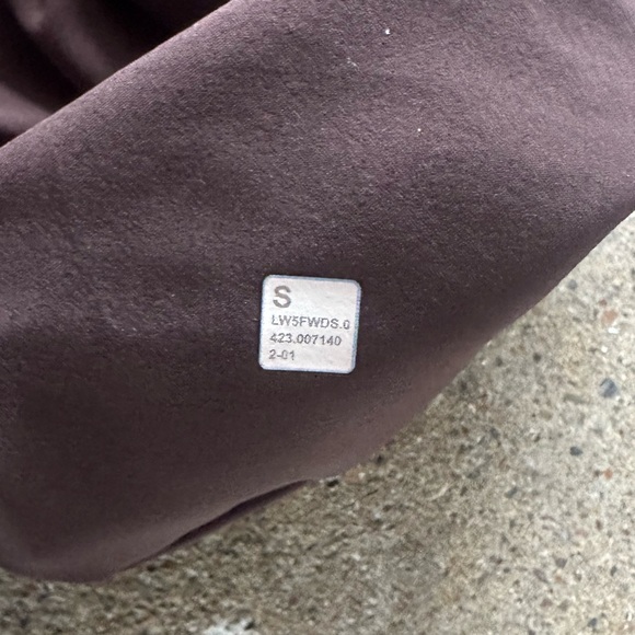 NWT Lululemon Tapered Leg Mid Rise Pant 7/8 Length Luxtreme Espresso Size Small - Picture 11 of 12